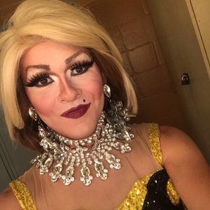 Meet your Posher, Cody